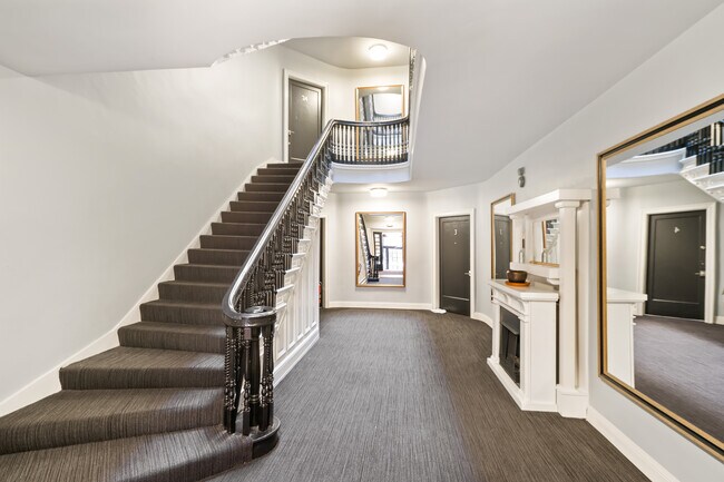 Lobby 1 - 1332 15th Street NW