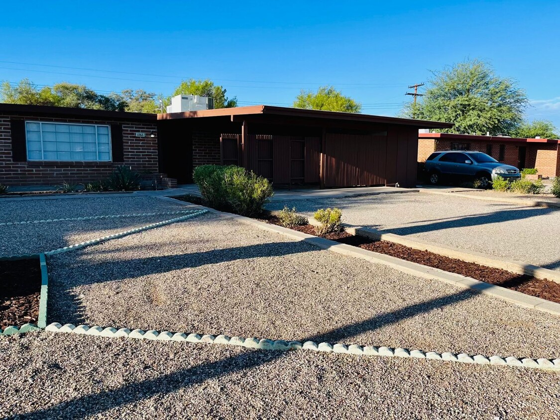 Primary Photo - Charming Burnt Adobe Home in Tierra Del Sol