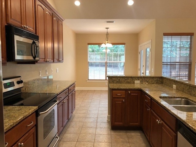 Building Photo - 864 Eagle View Dr