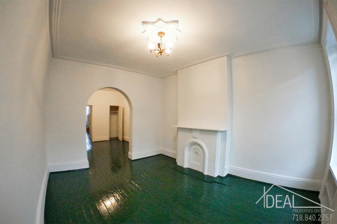 Foto principal - 850 Manhattan Ave