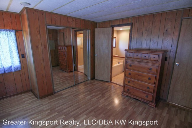 Building Photo - 2 br, 2 bath House - 220 Fairview Lane