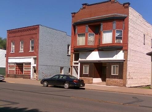 Primary Photo - 613 Main St E