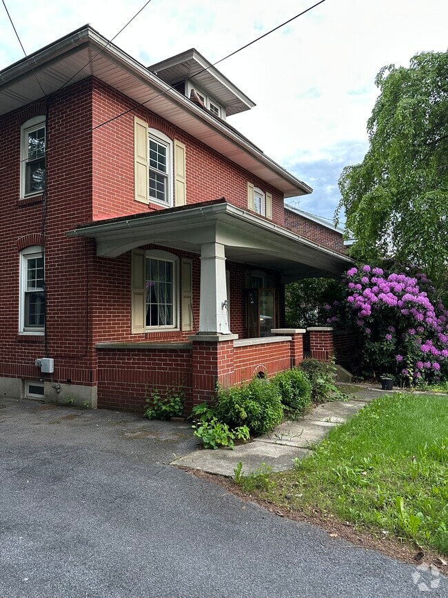 Building Photo - 3509 Old U.S. 22