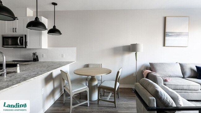 Foto del edificio - 393 Johns Rd NW