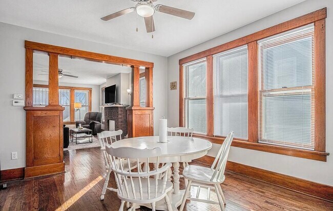 Foto del edificio - 626 S 36th St