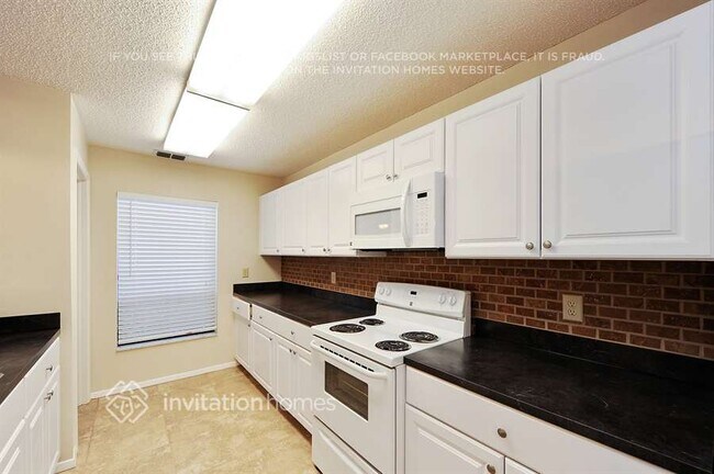 Foto del edificio - 1913 Coral Tree Ct