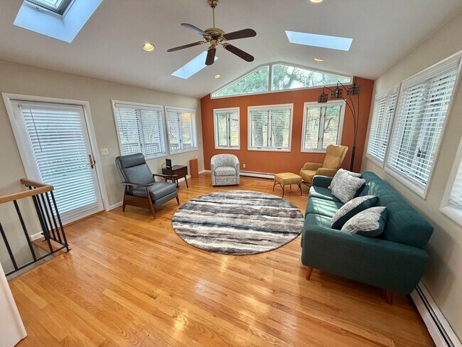 Foto del edificio - 29 Carriage Hill Ln