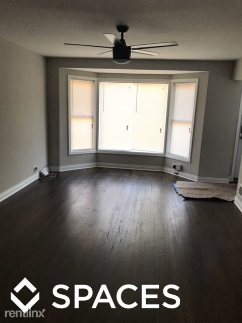 Building Photo - 5039 W Cullom Ave