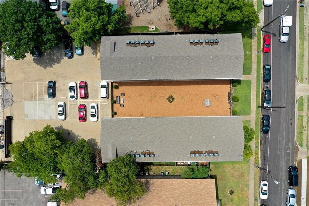Building Photo - 5404 Reiger Ave