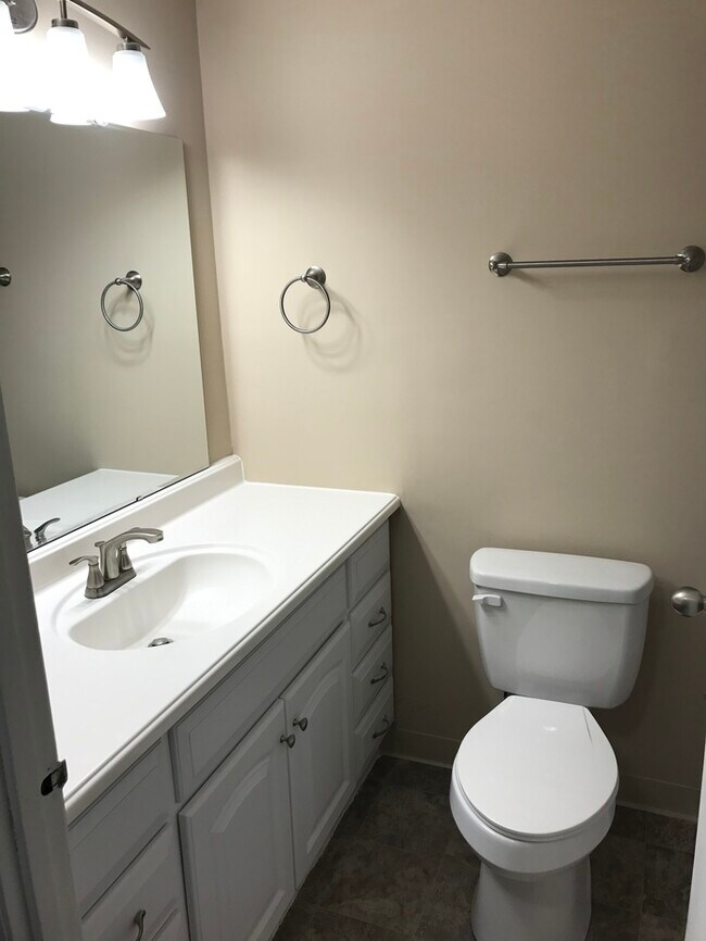 Foto del edificio - 6523 Highbury Rd