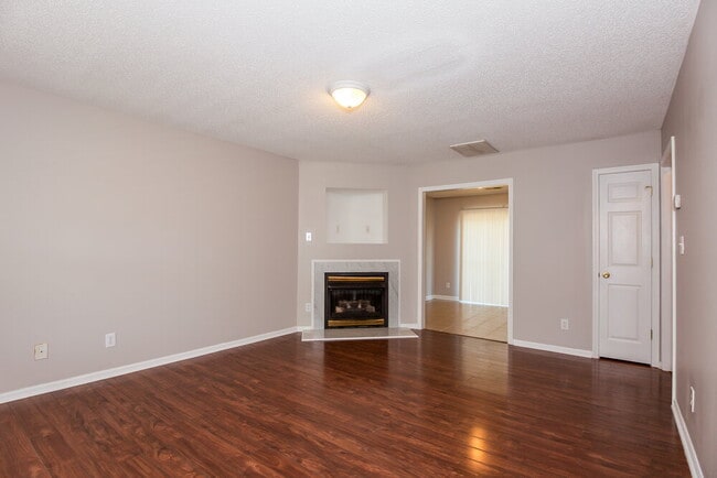 Building Photo - 9821 Andi Kathryn Ct