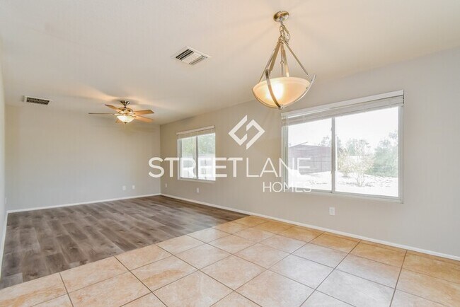 Foto del edificio - REDUCED!