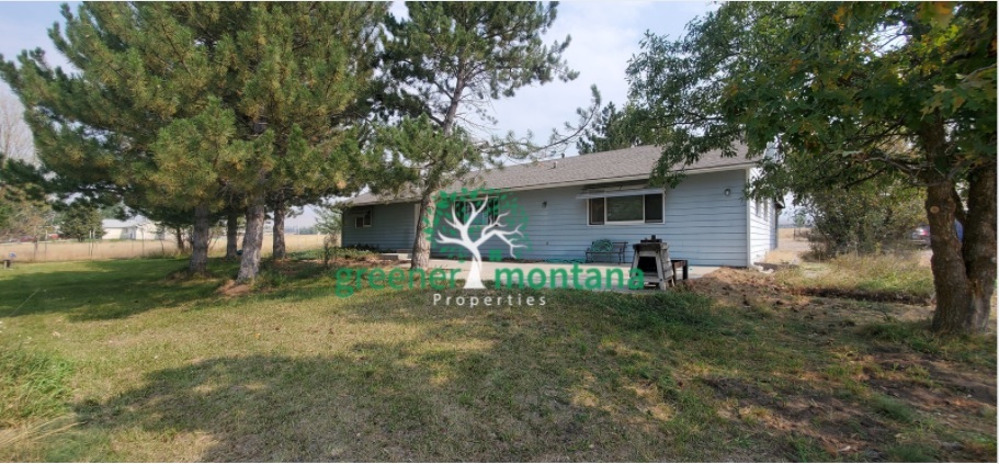 Primary Photo - Ranch style home on 5 acres