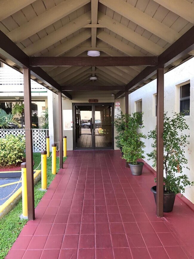 Foto del edificio - 8185 NW 7th St  319 Miami Fl 33126