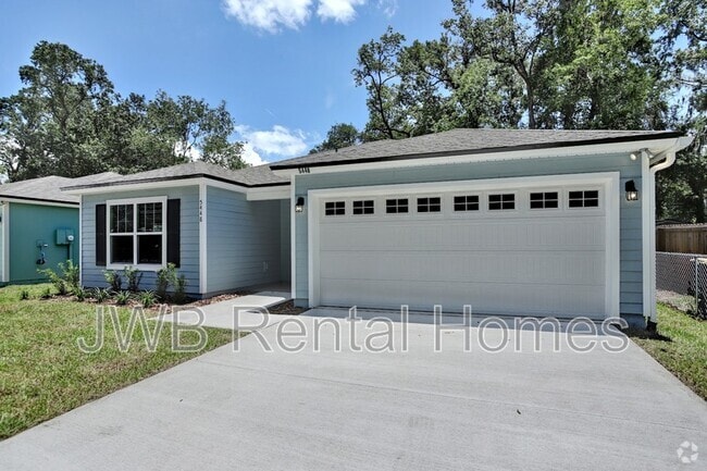Building Photo - 5448 Chenango Blvd