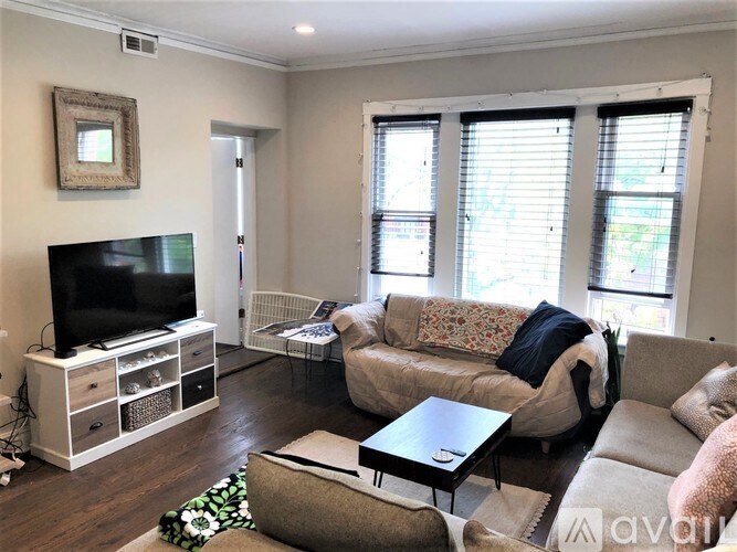 1634 W Roscoe St Unit 3W, Chicago, IL 60657 Condo for Rent in Chicago