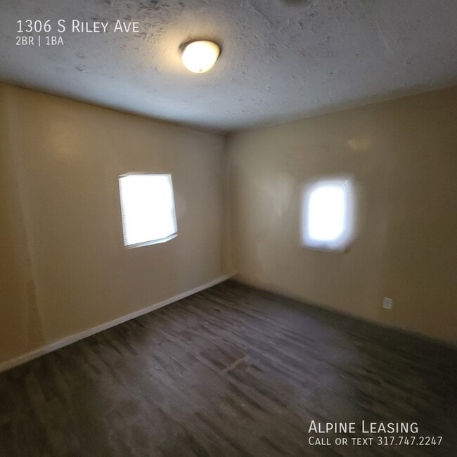 Building Photo - Near Southeast 2BR/1BA Home for RENT!