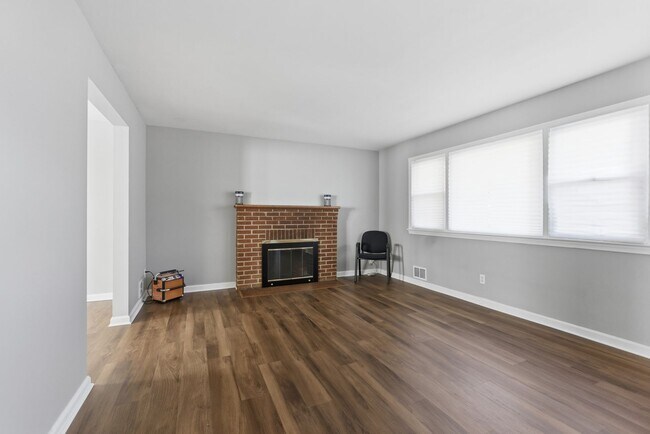 Building Photo - Beautiful 5 BR/3 BA Single-Family Home in Hyattsville!