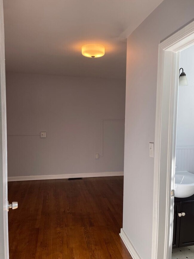 Foto del edificio - 6508 Adair Ave