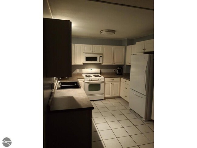 Foto del edificio - 3134 Horseshoe Dr