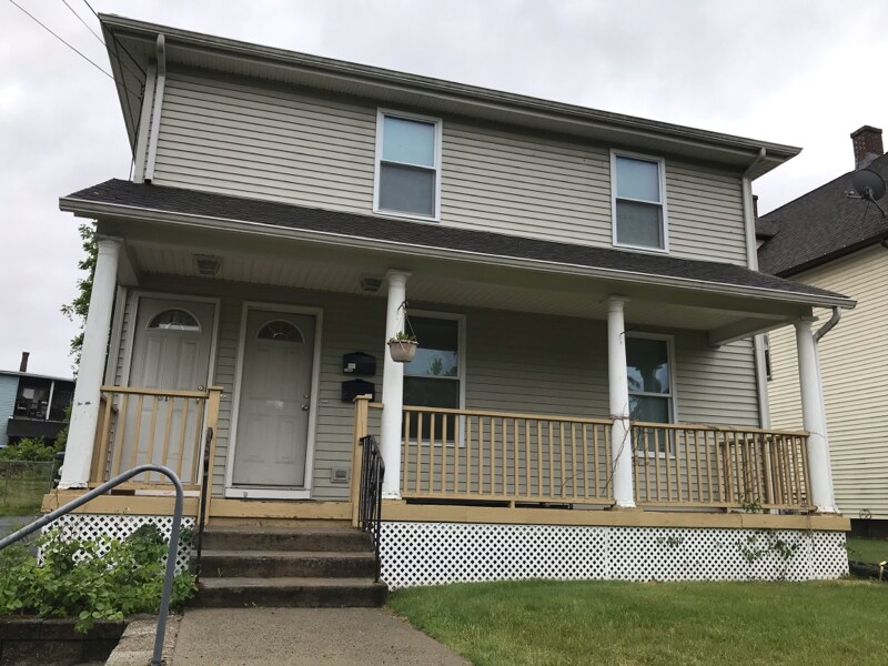 309 Main St Unit 1, Springfield, MA 01151 Room for Rent in Springfield, MA