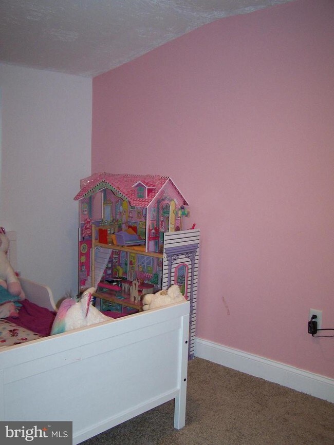Foto del edificio - 5615 Quincy St