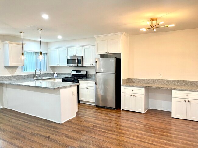 Foto del edificio - 8961 Keith Ave