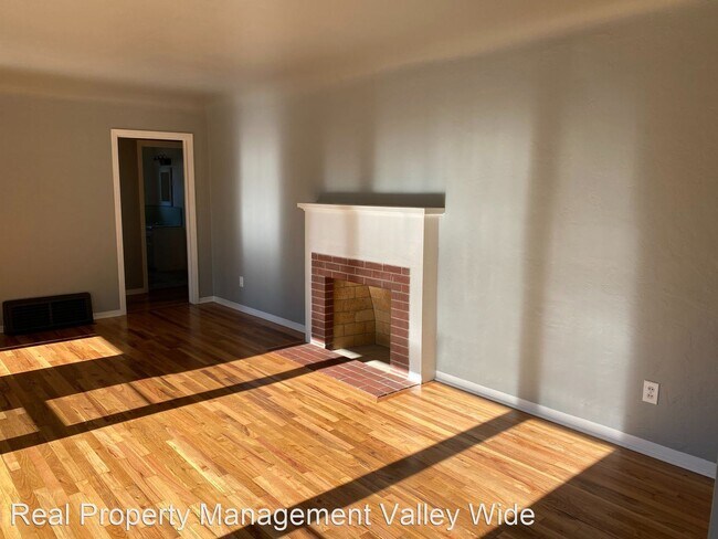 Building Photo - 3 br, 2 bath House - 1215 W. 20th Street,
