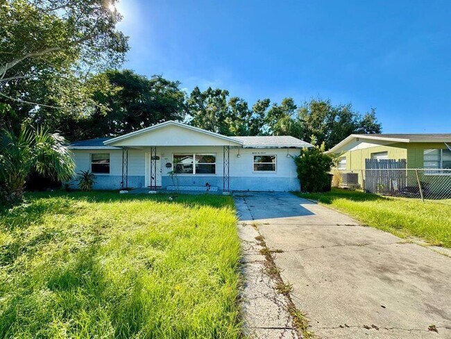 Building Photo - 2511 Imlay Ct S