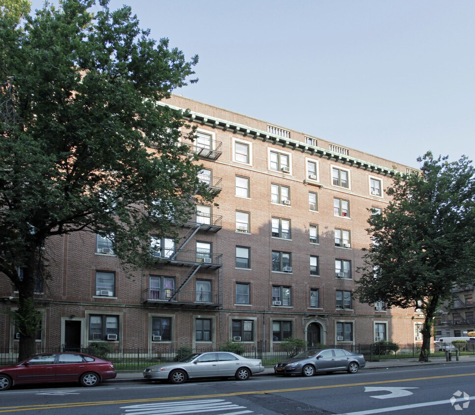 Building Photo - 734 Ocean Ave