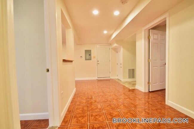 Foto del edificio - 73 Thatcher St