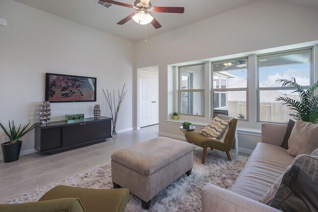 Building Photo - 681 Nautical Lp