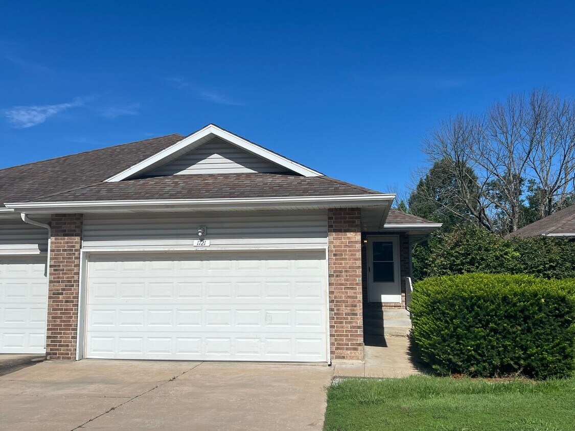 Foto principal - Remodeled Duplex in Ozark!