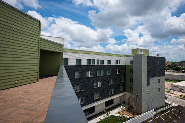 Building Photo - Museum Reach Lofts