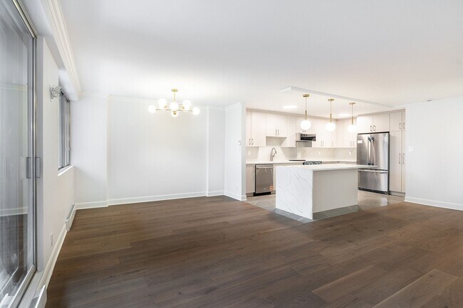 Photo du bâtiment - 3455 Drummond St