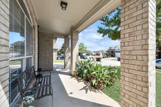 Foto del edificio - 20919 New Leaf Ct