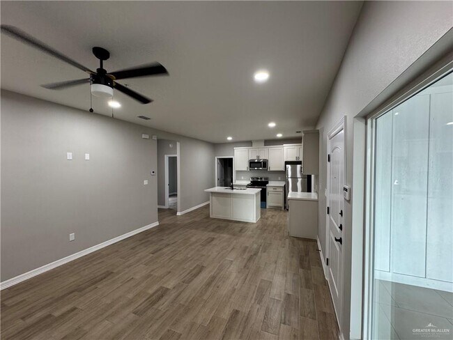 Building Photo - 800 Ragland Rd