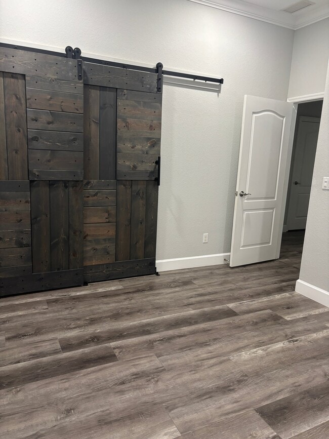 Building Photo - 1421 Carlow Cir