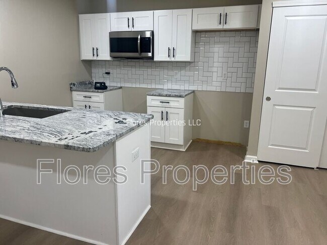 Foto del edificio - 2561 Milverton Way