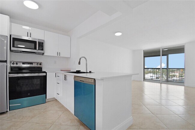 Foto del edificio - 1391 S Ocean Blvd