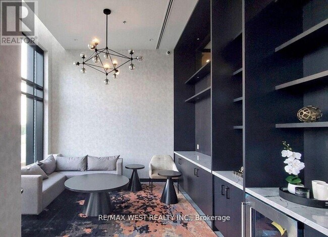 Photo du bâtiment - 3005 Pine Glen Rd