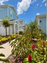 Building Photo - Villas at Venice