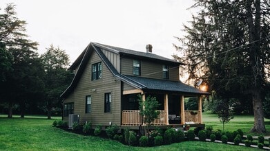 Building Photo - 2955 Lewisberry Rd