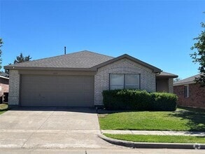 Building Photo - 1577 Laurel Hall Ln
