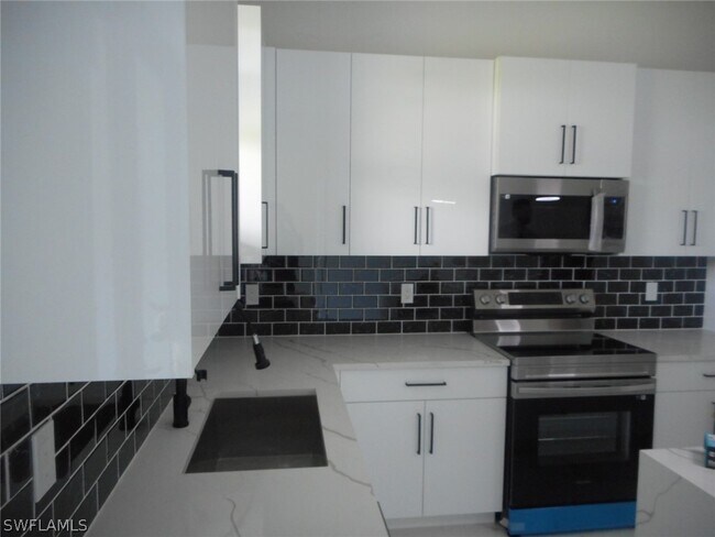 Foto del edificio - 2438 Venice