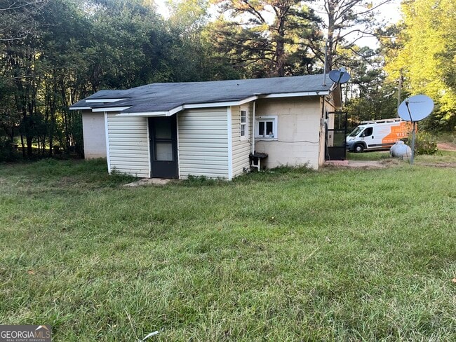 Building Photo - 351 Bethany Church Rd