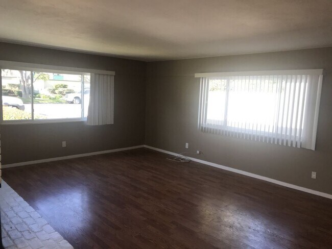 Foto del edificio - 3536 Roosevelt Street