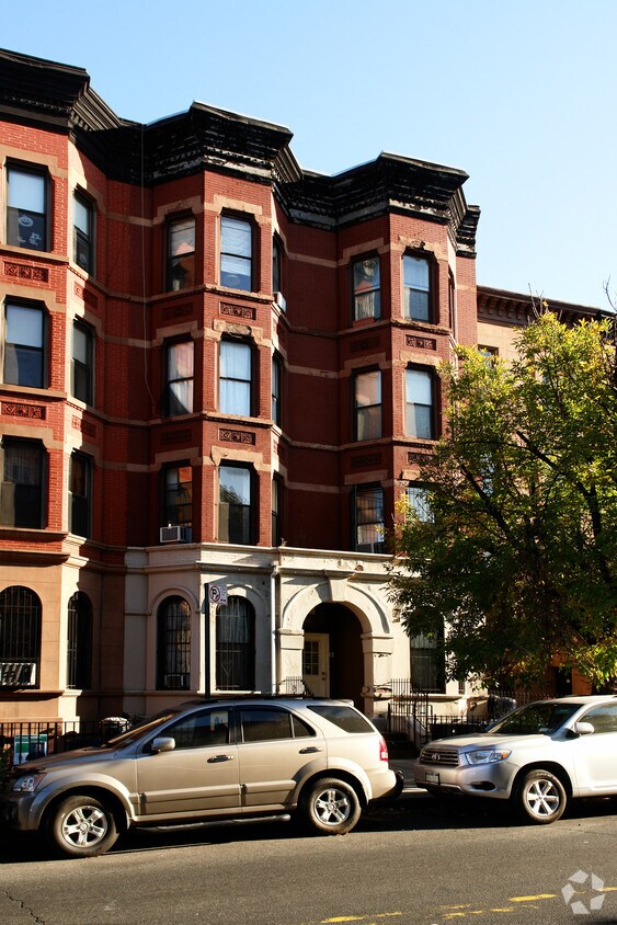 Primary Photo - 751 Union St