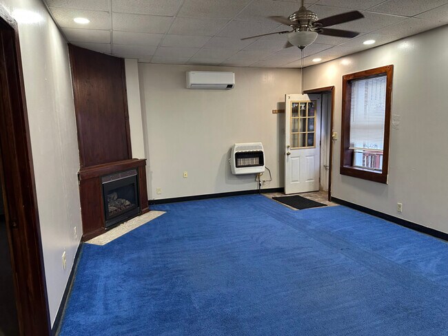 Foto del edificio - 456-458 Main St