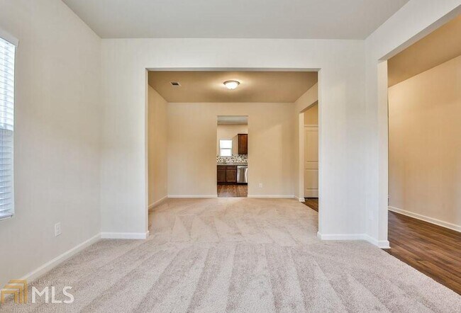 Building Photo - 208 Caledonian Cir